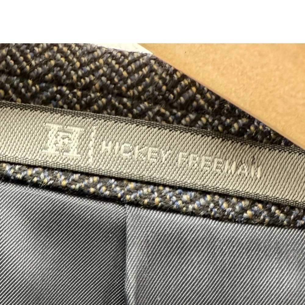 Hickey Freeman Blazer 40R Madison Sport Coat Brown‎ LambsWool 2 Button *flaws*